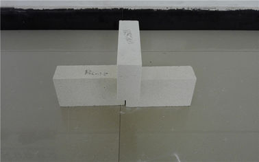 Briques réfractaires réfractaires isolantes industrielles pour des tailles précises en céramique pures élevées