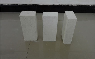 Brique réfractaire isolante de fusion en verre de four, brique réfractaire en céramique de rectangle