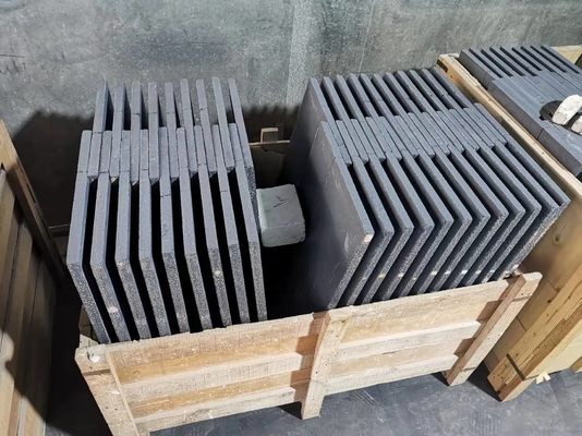 Les meubles réfractaires de four de résistance de choc thermique ont adapté la basse conduction thermique aux besoins du client