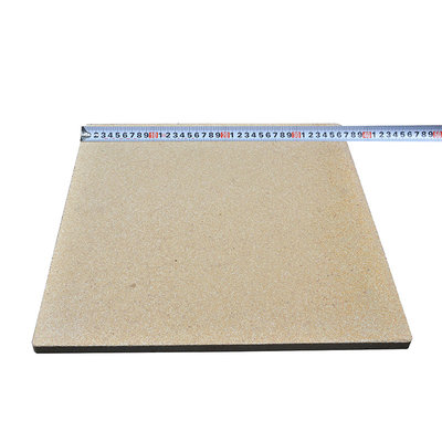 Résistance à la chaleur élevée Cordierite étagères de four Design à bord lisse pour les fours ronds jusqu'à 1300C