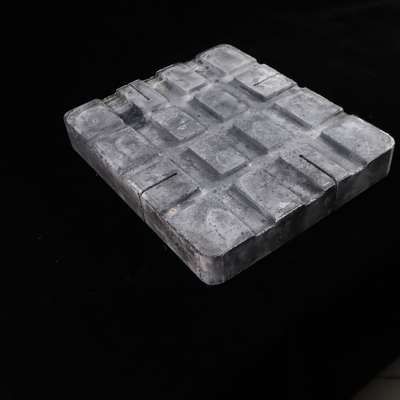 Plaque de poussée au carbure de silicium réfractaire pour une utilisation à haute température