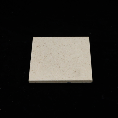 1.9-2.2 g/cm3 de densité des étagères de four à mullite de cordierite pour les applications à température dans les fours industriels