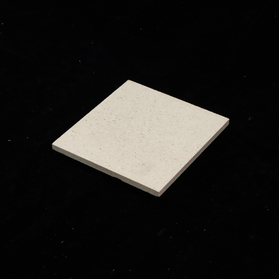 1.9-2.2 g/cm3 de densité des étagères de four à mullite de cordierite pour les applications à température dans les fours industriels