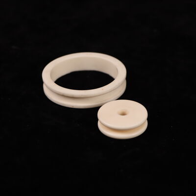 Expansion thermique 8,9 X 10-6 K Oxyde d'aluminium Ceramique Densité d'offre 3,75-3,9 g cm3 et constante diélectrique 9,6 Idéal pour les composants mécaniques