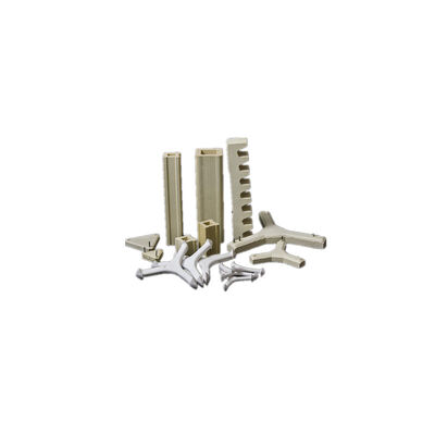 Coefficient de Poisson 0,25 Plateau en céramique d'oxyde d'aluminium. Caractéristiques : résistance diélectrique de 18 à 20 kV par millimètre et résistance à la flexion de 200 à 400 MPa.