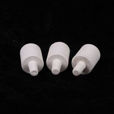 Constante diélectrique de 6 à 7, matériau céramique de mullite avancé offrant une haute résistance aux chocs thermiques et une résistance mécanique pour l'industrie