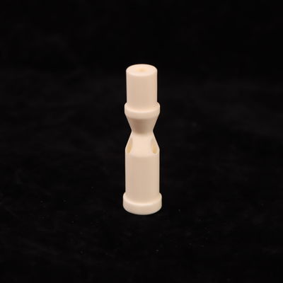 Résistance à la traction de céramique d'oxyde d'aluminium blanc 200-400 MPa Dureté 9 Mohs pour l'industrie en environnements difficiles