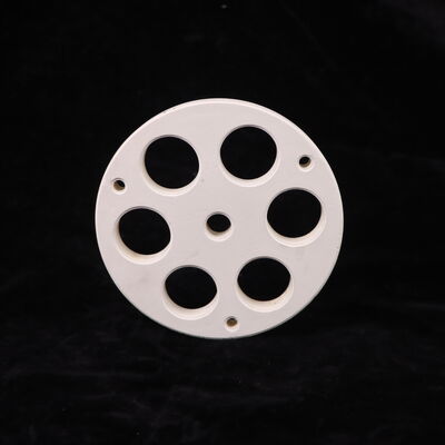 Typiquement moins de 15 pour cent de porosité, céramique de mullite haute température conçue pour la gestion de la chaleur et la fiabilité à long terme